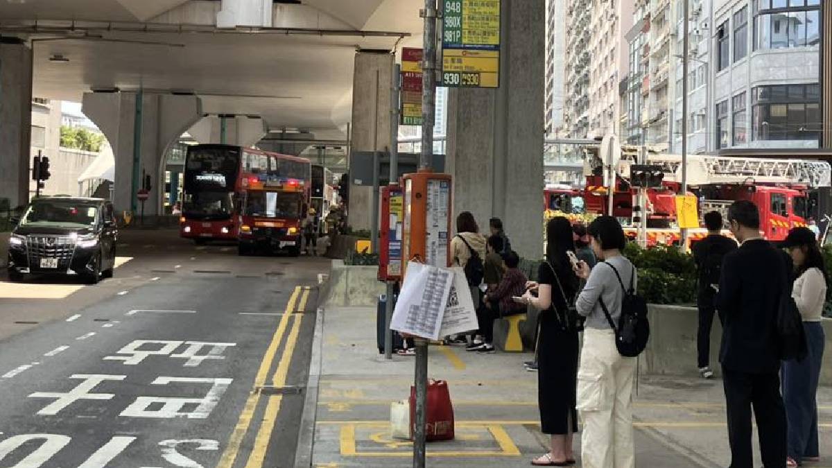 Fire on Wing Lok Street
