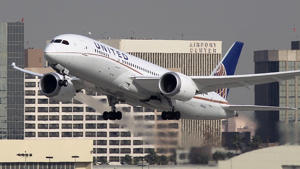 Boeing 787 Dreamliner Safety Issues Explained