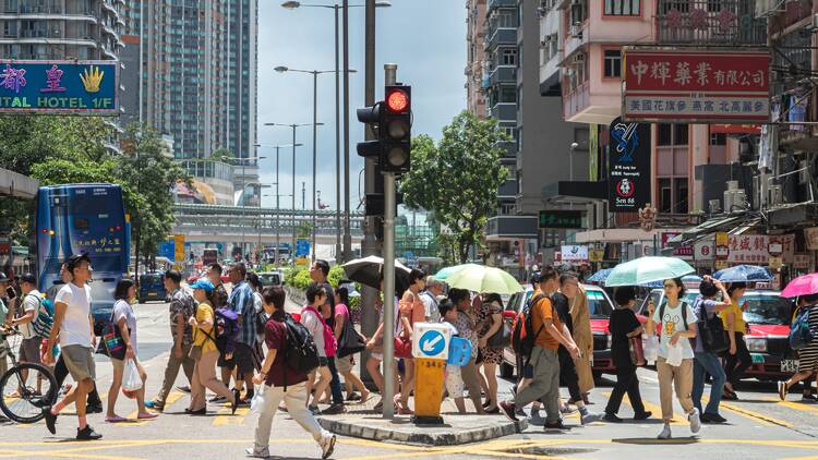 Hong Kong Hits Record 34.3°C in ‘Moderate Heat’ Heatwave