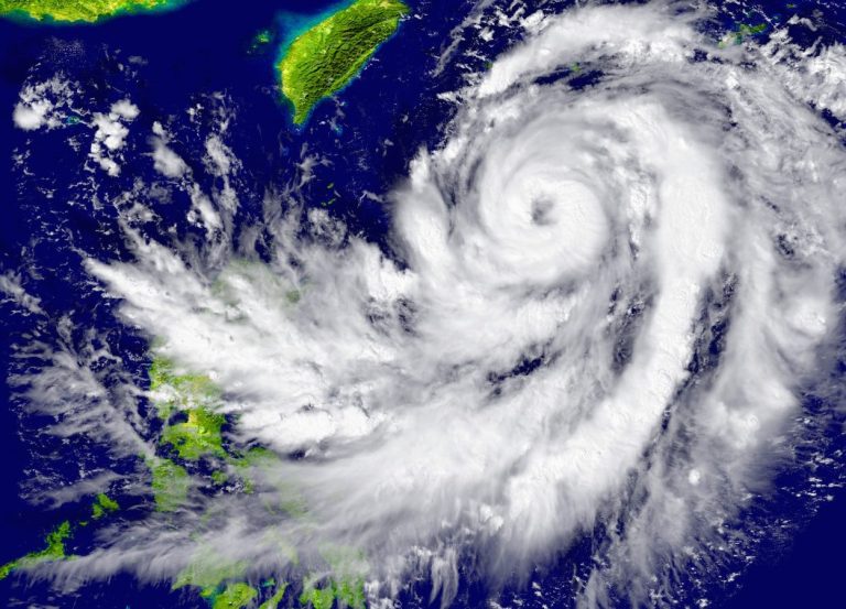 Tropical Cyclone Forms Over South China Sea Bringing Wind Showers and Swells to Southern China Then Improves by Weekend