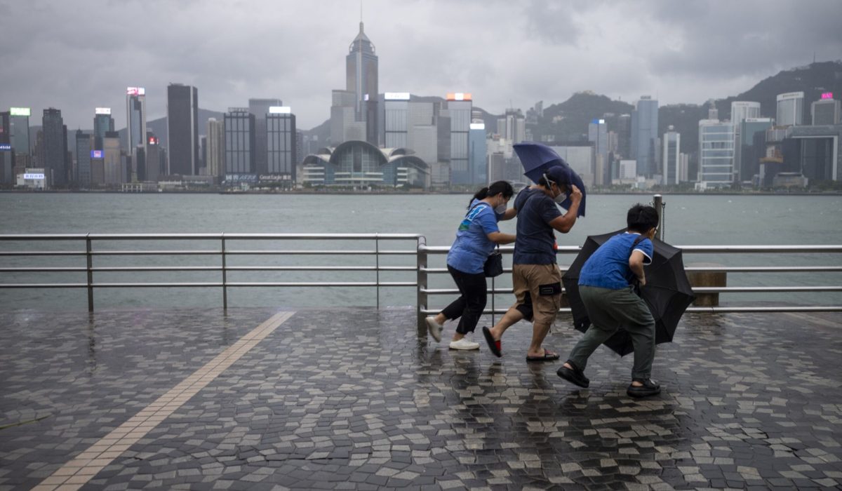 Typhoon Podul Cancels Flights Between HK and Taiwan